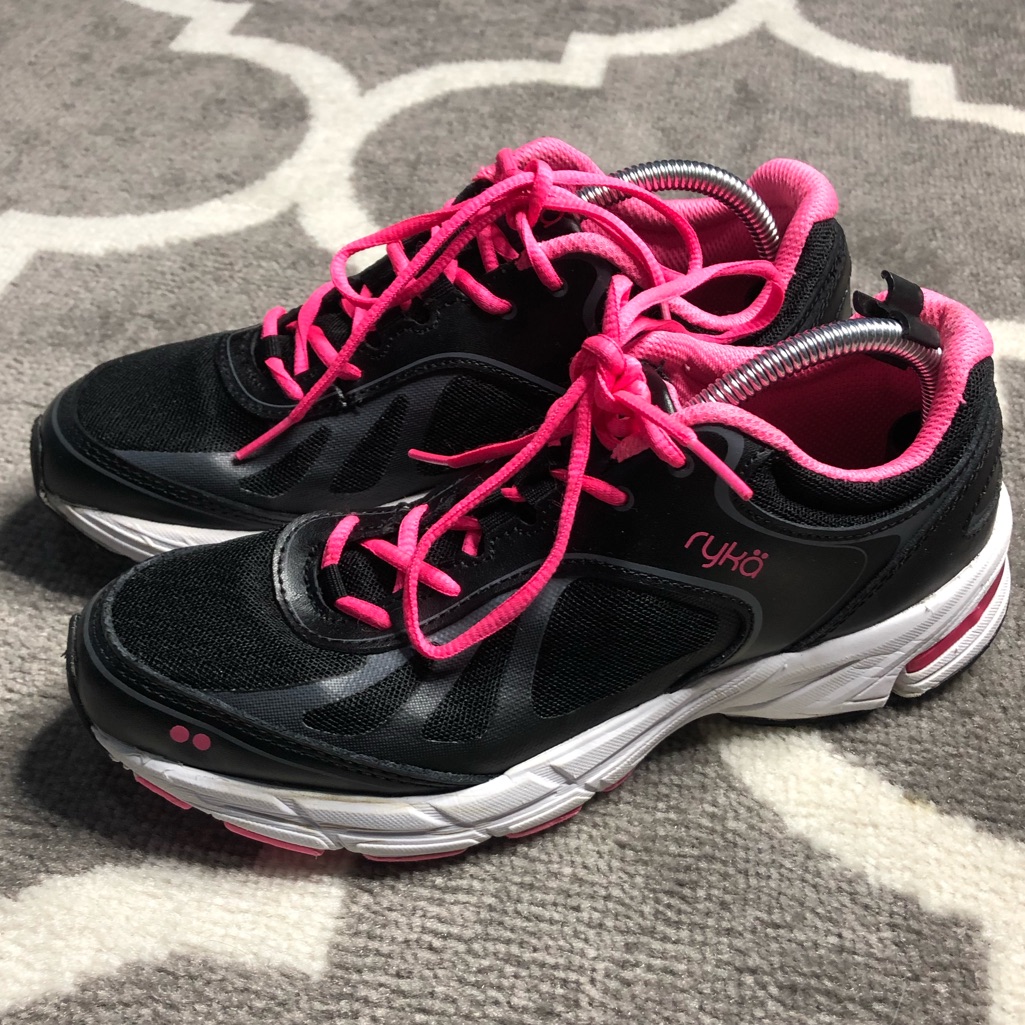 Ryka Sneakers Womens Size 8 Infinite Plus Pink Black Athletic Shoes
